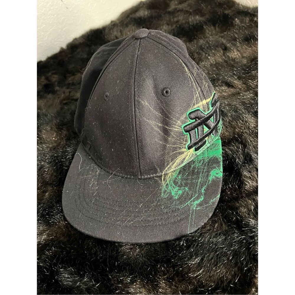 Top of the world notre dame airbrushed paint splatter hat M L